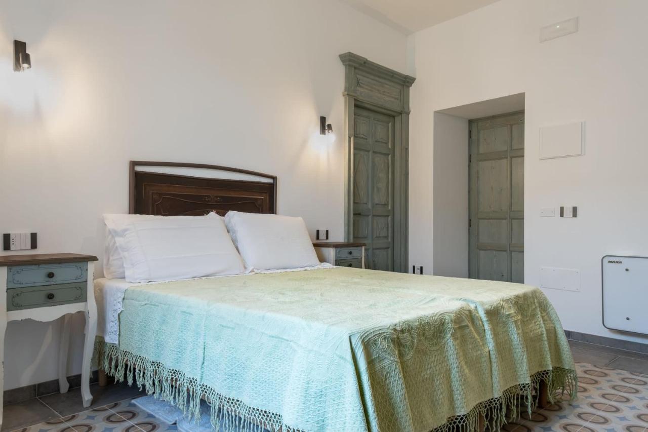 Dimora Ferraris Hotel Cabras Ngoại thất bức ảnh